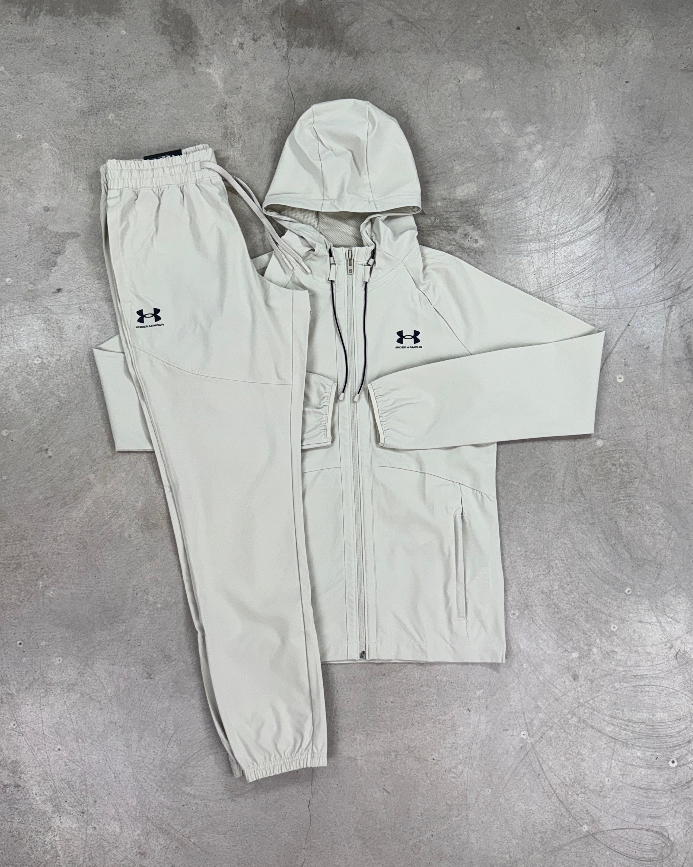 Under Armour - Stretch Woven Tracksuit - Stone